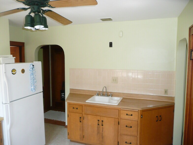 Building Photo - 3520 N Cramer St