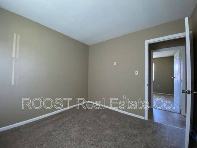 Building Photo - 76 Prugh Ave