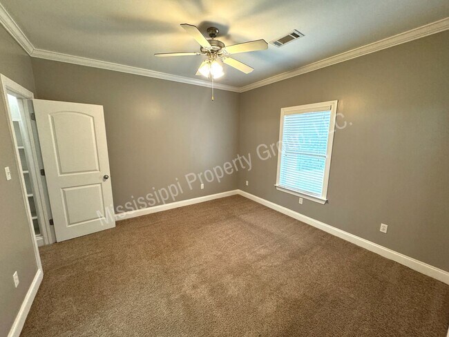 Building Photo - 3BR/3.5BA For Rent