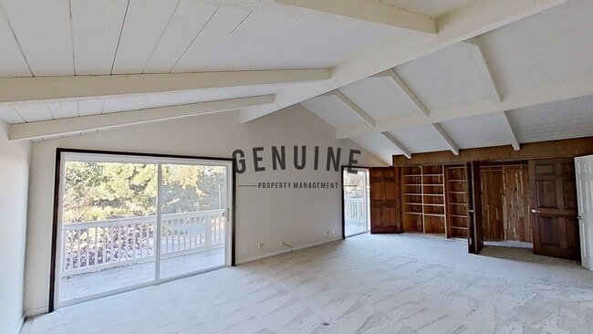 Building Photo - Large 4 Bedroom House with Pebble Bottom Pool - Backyard Oasis!