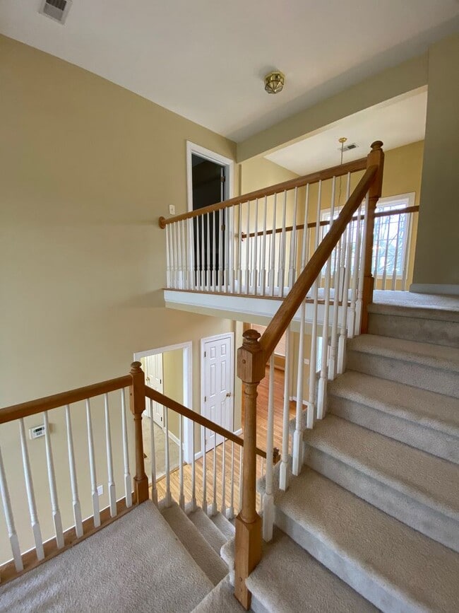 Building Photo - Orchard Farms, 4 Bedroom 2.5 Bath