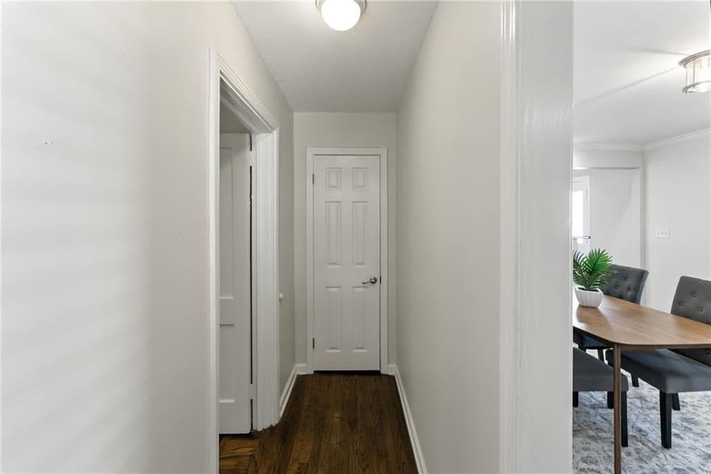 Building Photo - 1411 Mercer Ave