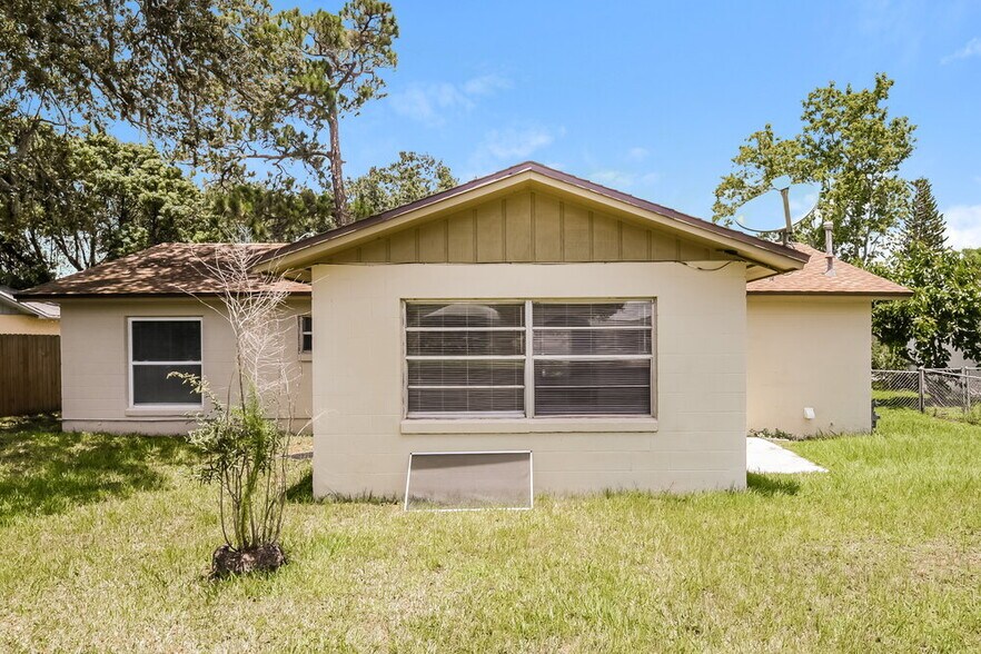 Building Photo - 3625 E Powder Horn Rd