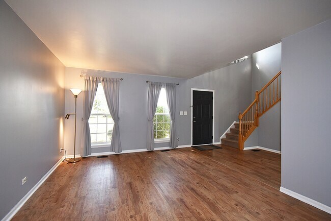 Building Photo - 2640 Caliendo Cir