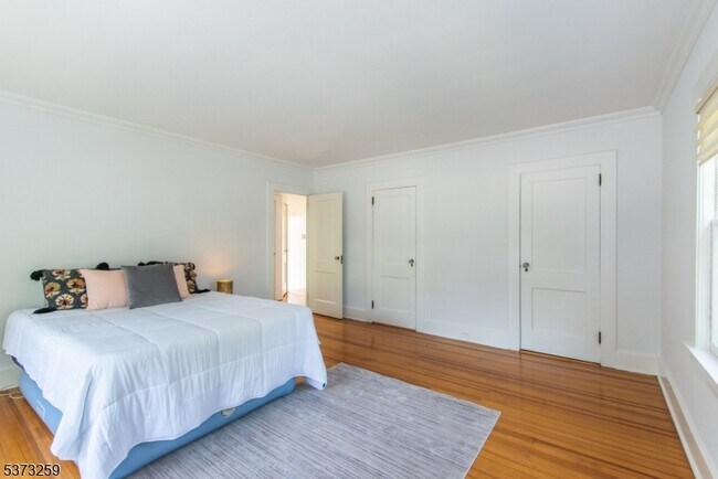 Building Photo - 69 Gordonhurst Ave