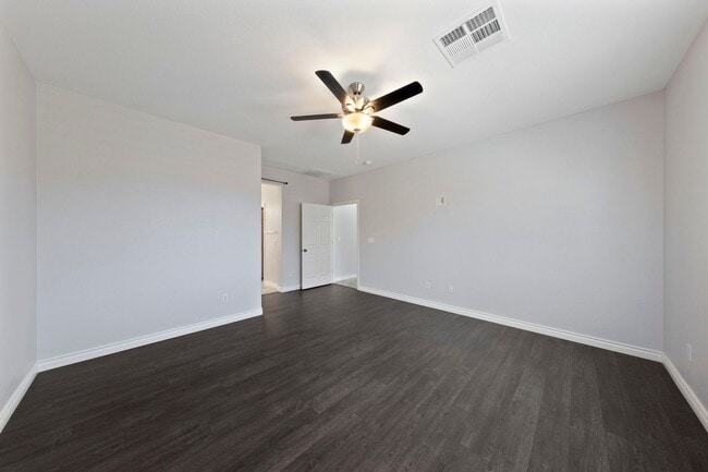 Building Photo - Stunning 1-Story Home in the Heart of Moun...