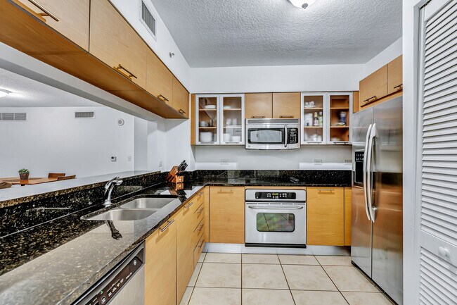 Building Photo - 31 SE 5th St