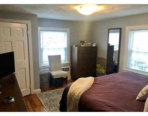 Building Photo - 40 Hatfield Rd