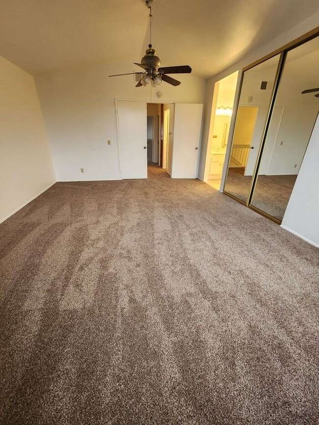 Building Photo - $1000 Holiday Move In Spec! The Bluffs at ...