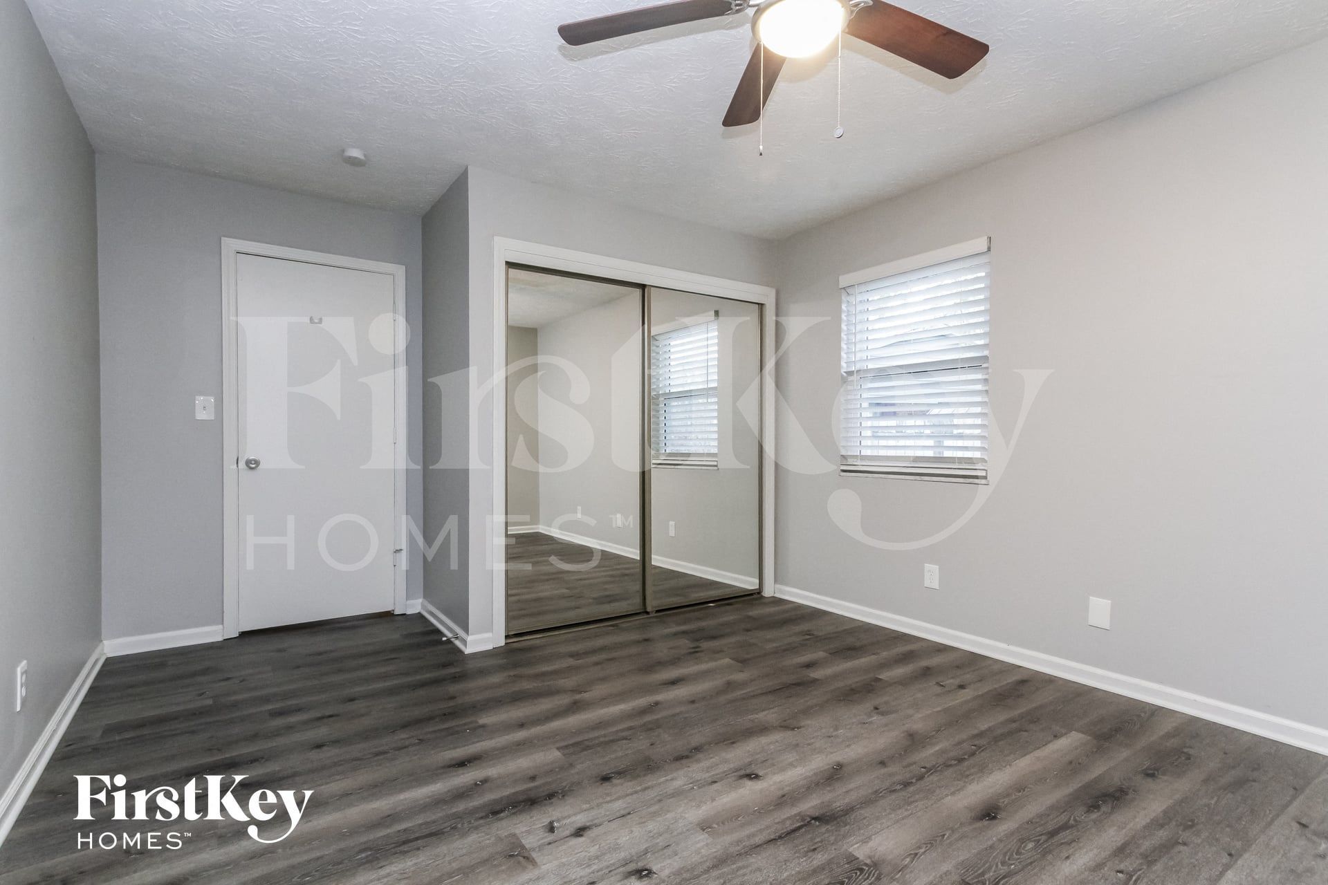Building Photo - 10431 Lawnhaven Dr