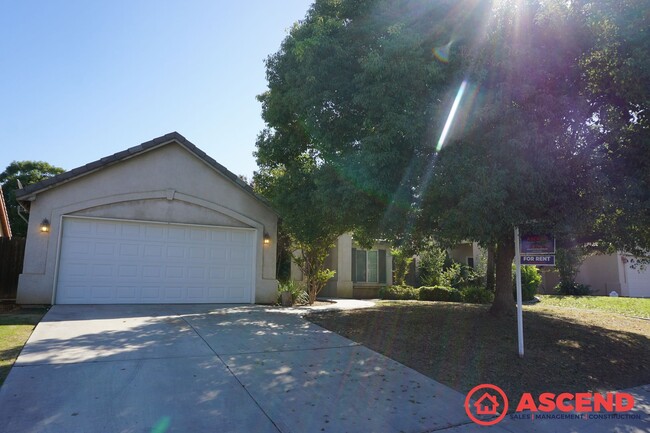 Primary Photo - Appealing Home in Rosedale