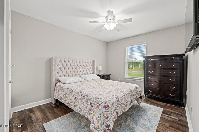 Building Photo - 1709 Hickory Ave