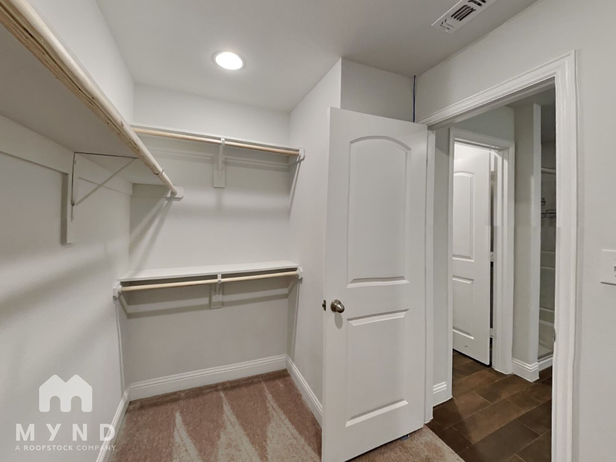 Building Photo - 5568 Kilmer Dr