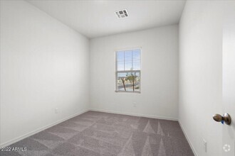 Building Photo - Estrella Vista 4 bedroom