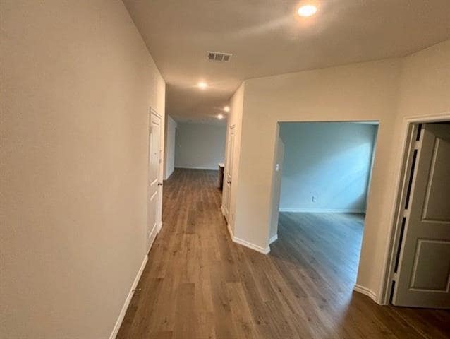 Building Photo - 217 Greenshade Ln