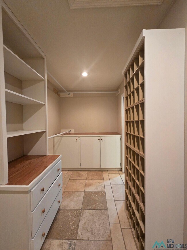 Building Photo - 108 Savannah Ct