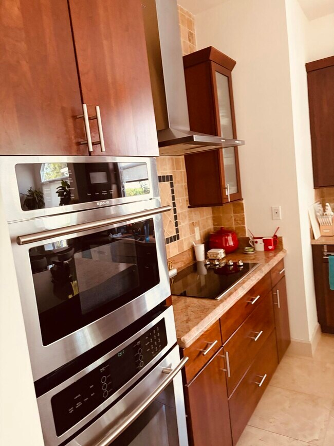 Building Photo - 13186 Touchstone Pl