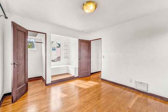 Building Photo - 940 14th St