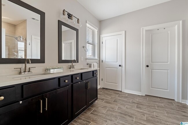 Building Photo - 3405 Townes Cir