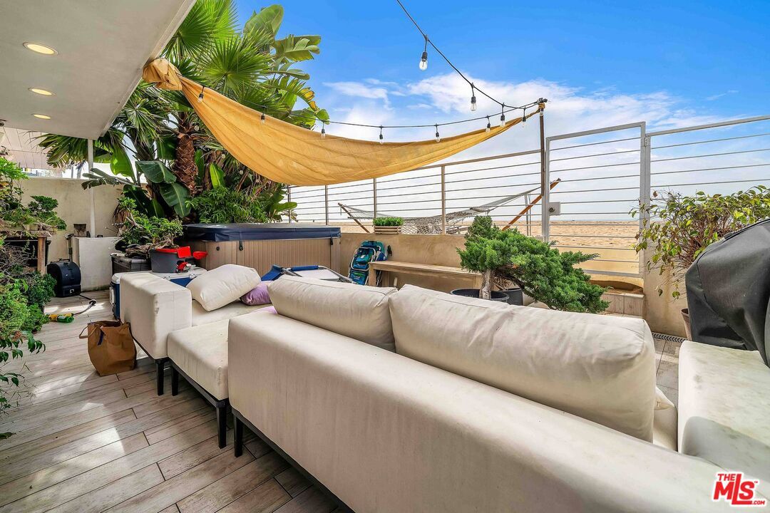 Building Photo - 6955 Trolleyway