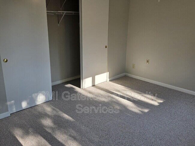 Building Photo - 9834 Chimney Sweep Ln