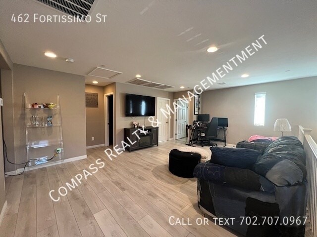 Building Photo - 462 Fortissimo St