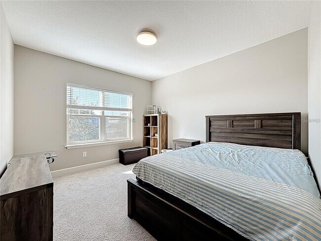 Building Photo - 6006 Anise Dr