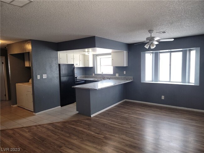 Building Photo - 5335 Mancos Ct