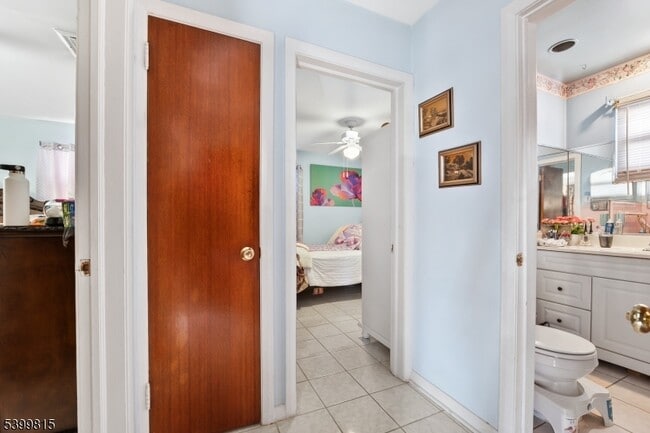 Building Photo - 34 Ward Ave