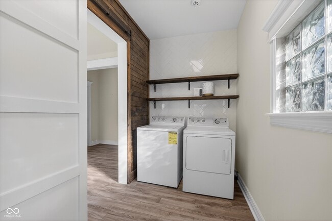 Building Photo - 916 Dawson St