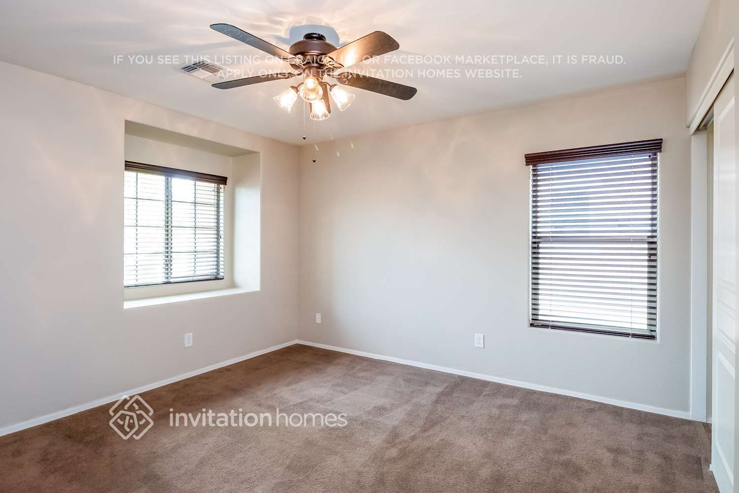 Building Photo - 3926 S Napa Ln