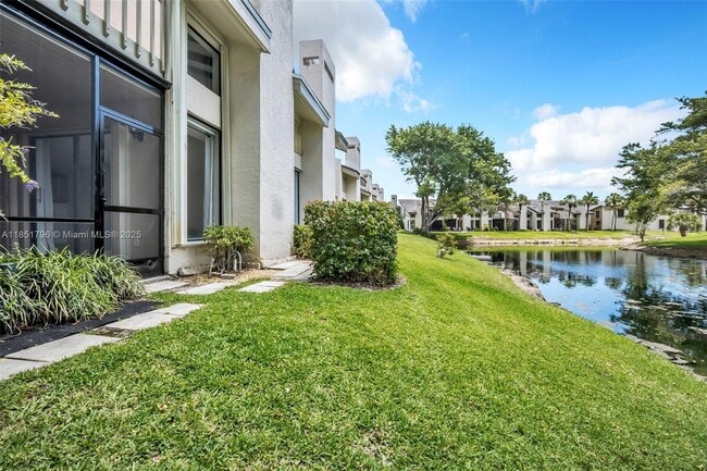 Building Photo - 22845 Ironwedge Dr