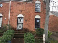 Building Photo - 3877 Glencoe Dr