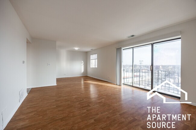 Building Photo - 2300 N Harlem Ave