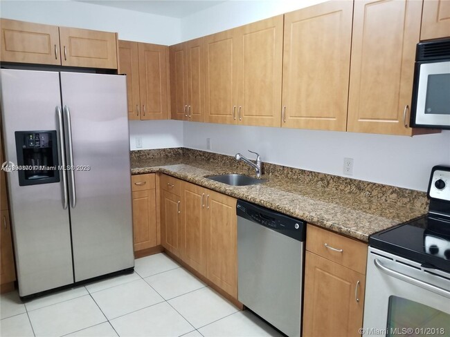 Building Photo - 401 69th St