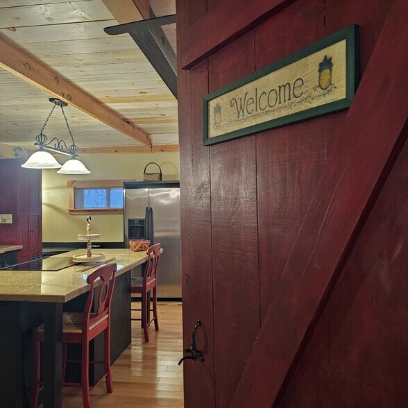 Building Photo - 90 Ross Rd