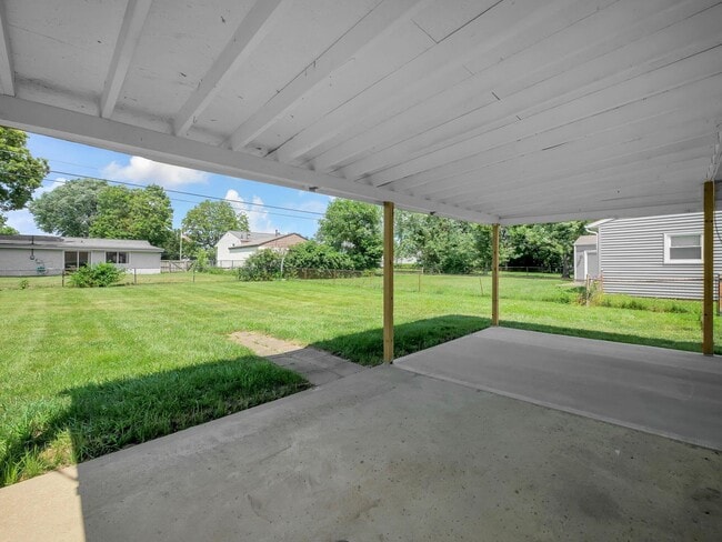 Building Photo - 375 Canfield Dr