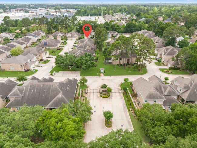Building Photo - 2034 Que Manor Dr