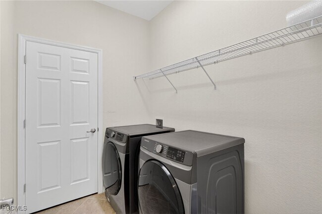 Building Photo - 11773 Grand Belvedere Way