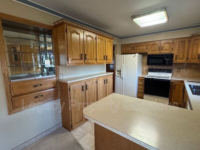 Building Photo - 1046 N 29th St