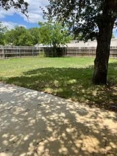 Building Photo - 1590 N Race