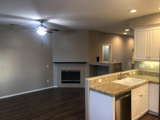 Building Photo - 33800 Willow Haven Ln