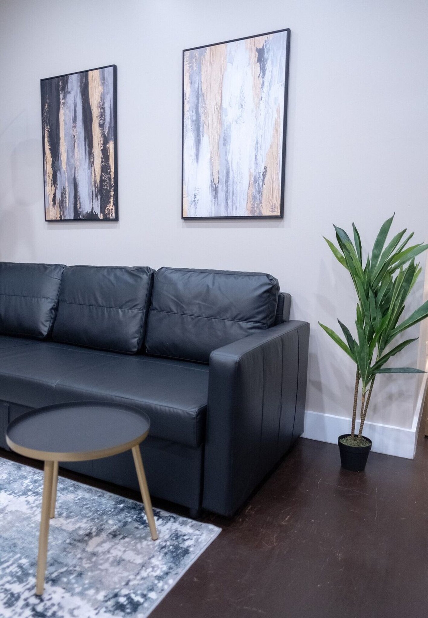 Building Photo - 245 W 113th St