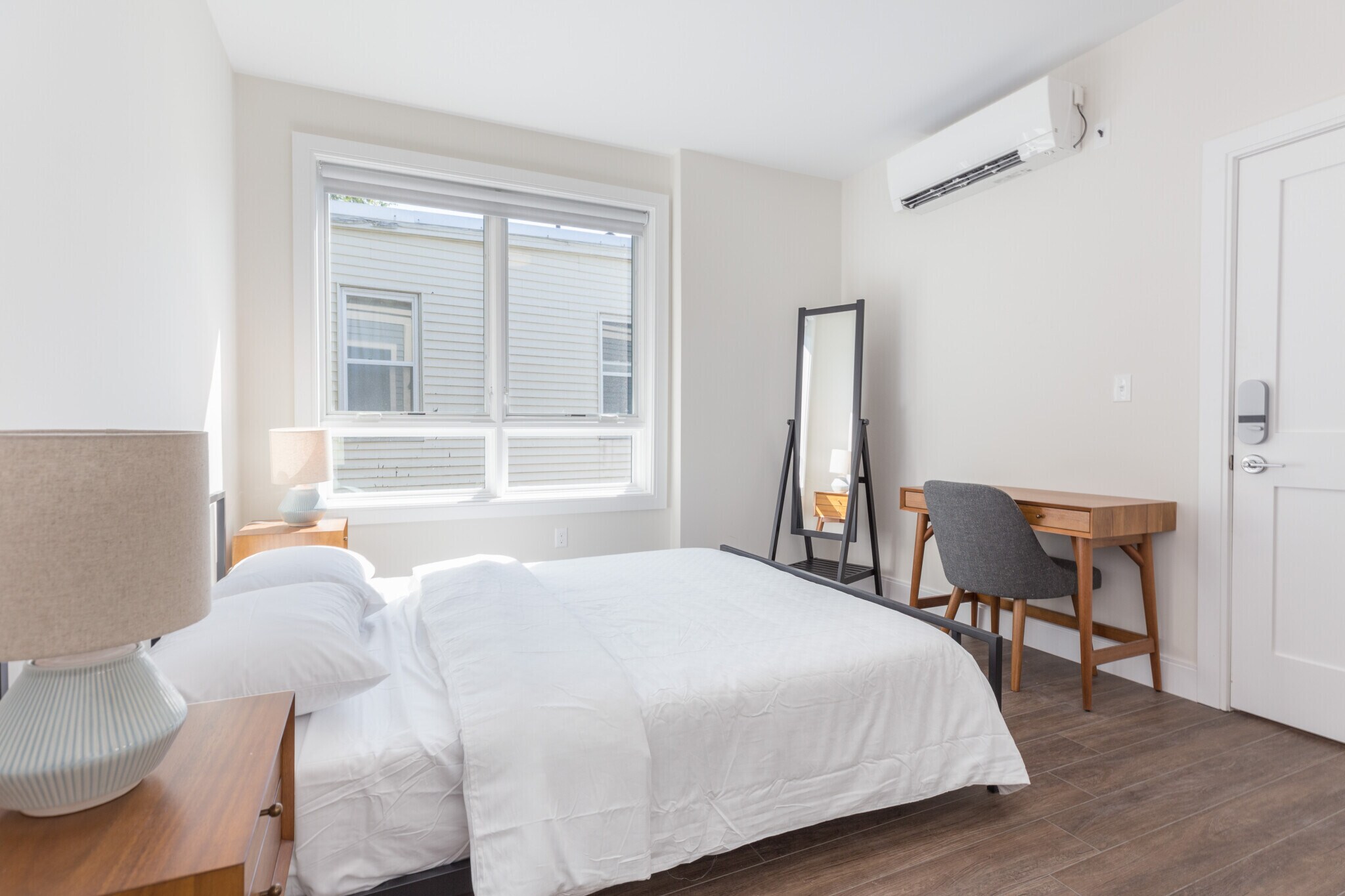 Building Photo - 139 Marcella St