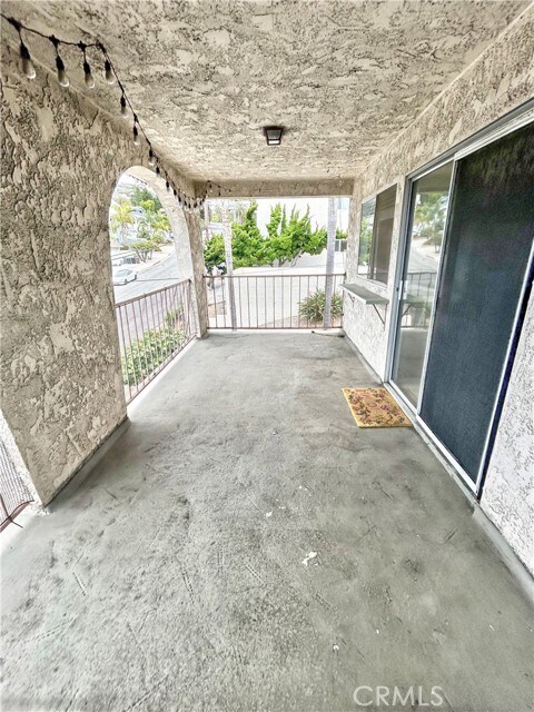 Building Photo - 108 E Avenida San Gabriel