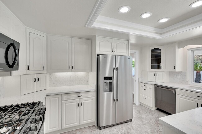 Building Photo - 2094 Bridgegate Ct
