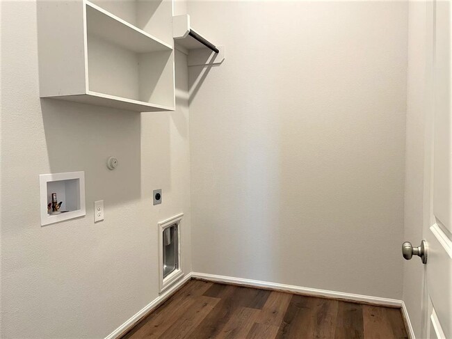 Building Photo - 156 Santa Maria St