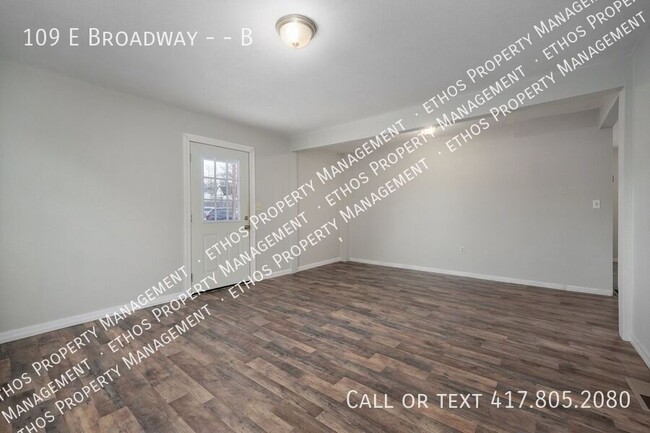 Building Photo - 109 E Broadway