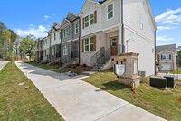 Building Photo - Brand New 3 Bedroom Townhome in Atlanta!