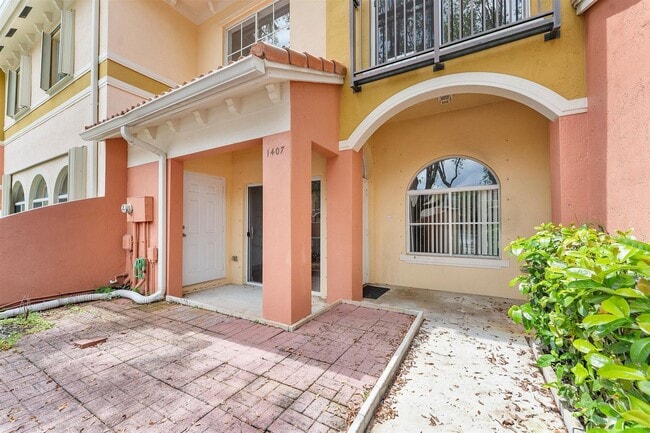 Building Photo - 1407 S Santa Catalina Cir